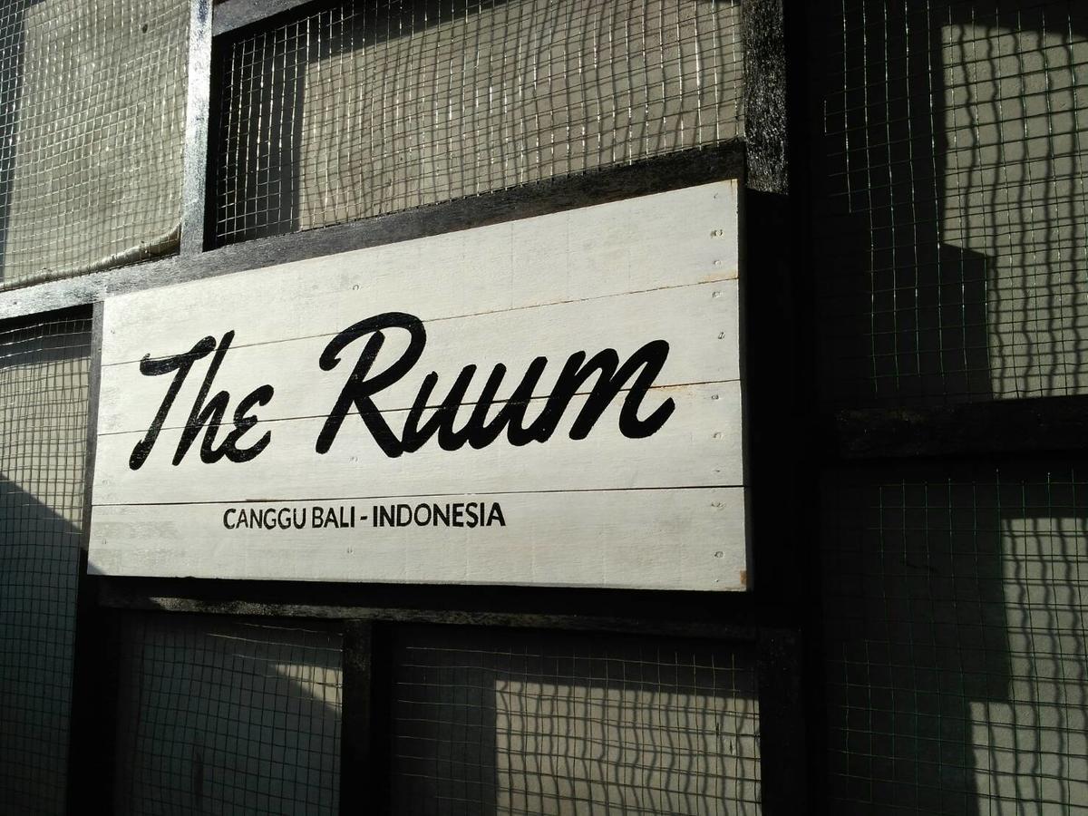 The Ruum Hostel Canggu Екстериор снимка