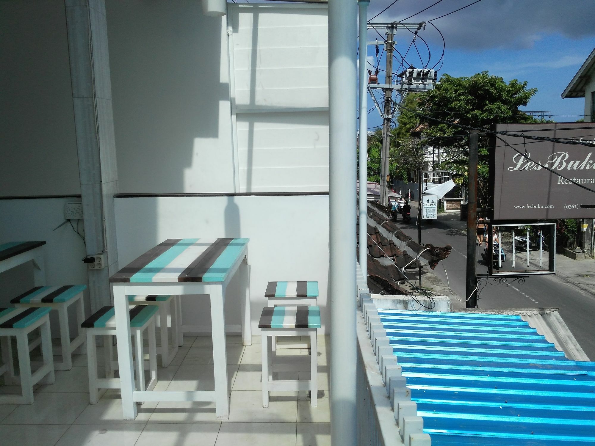 The Ruum Hostel Canggu Екстериор снимка