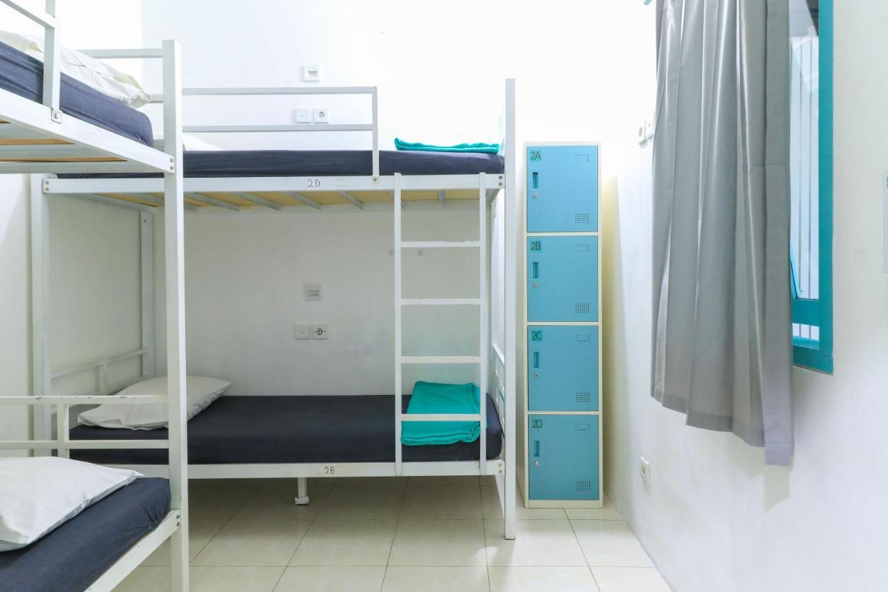 The Ruum Hostel Canggu Екстериор снимка