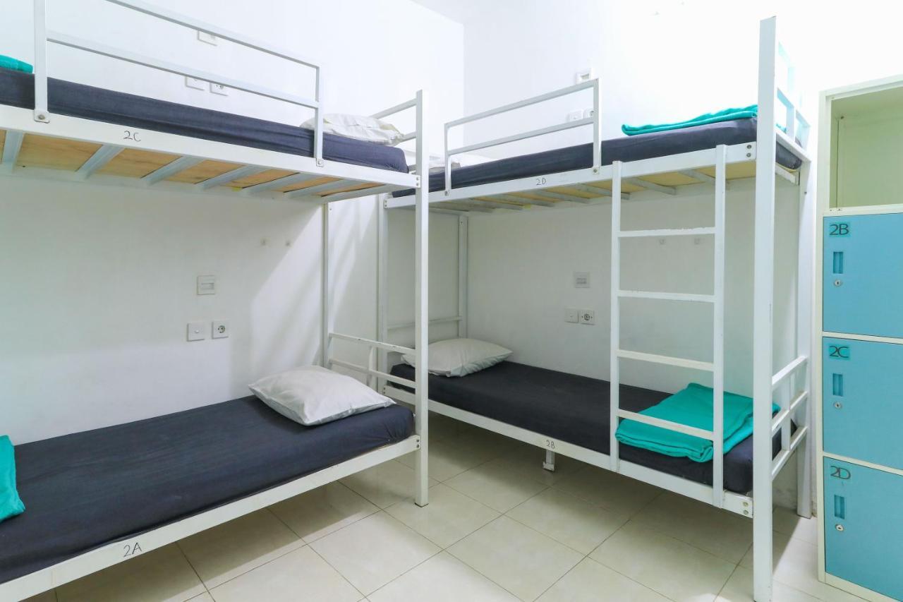 The Ruum Hostel Canggu Екстериор снимка