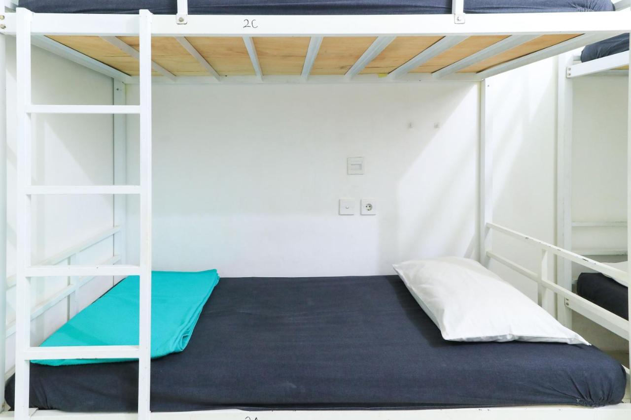 The Ruum Hostel Canggu Екстериор снимка
